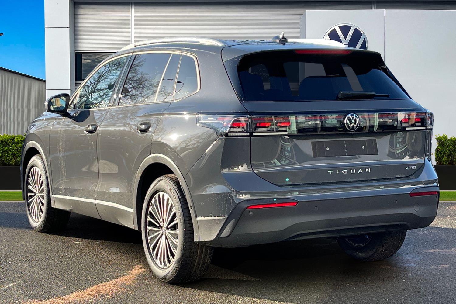 Used Volkswagen Tiguan 2025 for sale - 78217879: Photo 2