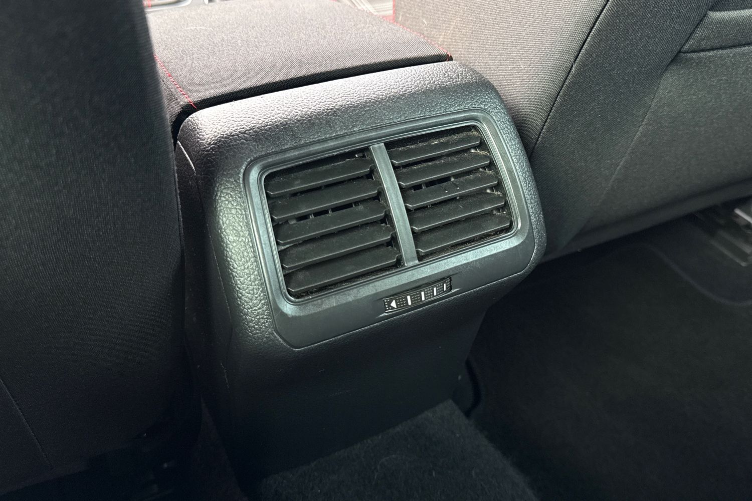 Used Volkswagen Golf 2019 for sale - 77052201: Photo 33