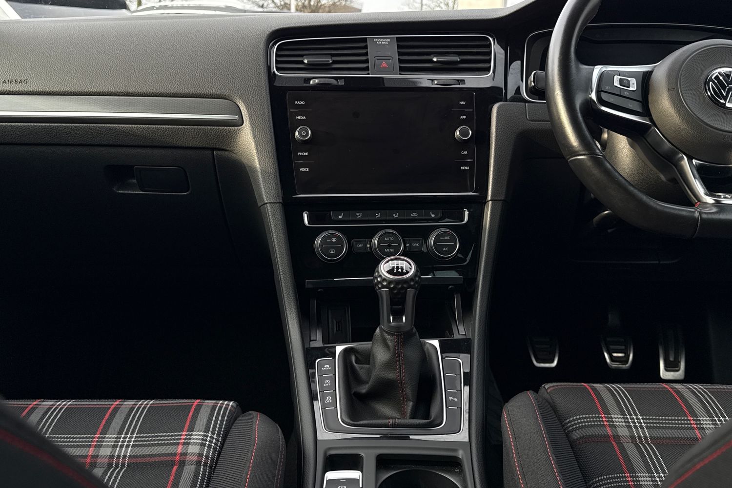 Used Volkswagen Golf 2019 for sale - 77052201: Photo 35