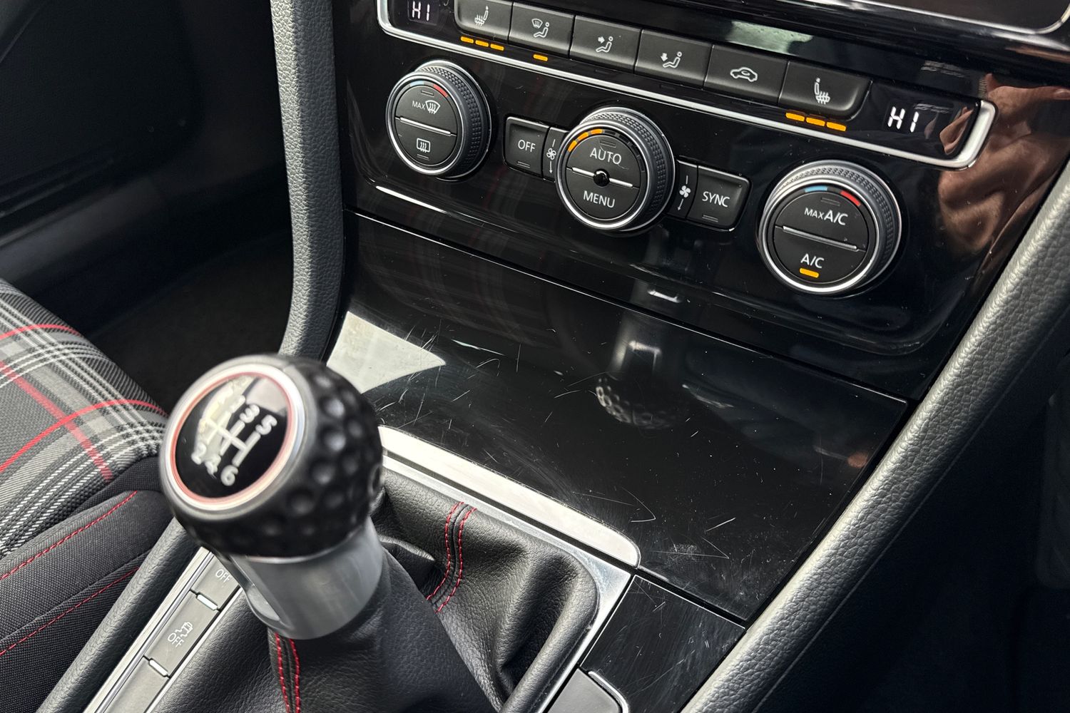 Used Volkswagen Golf 2019 for sale - 77052201: Photo 38