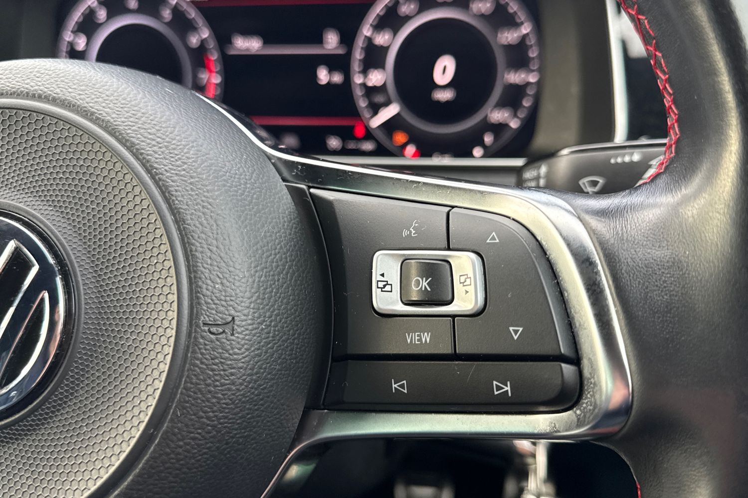 Used Volkswagen Golf 2019 for sale - 77052201: Photo 40