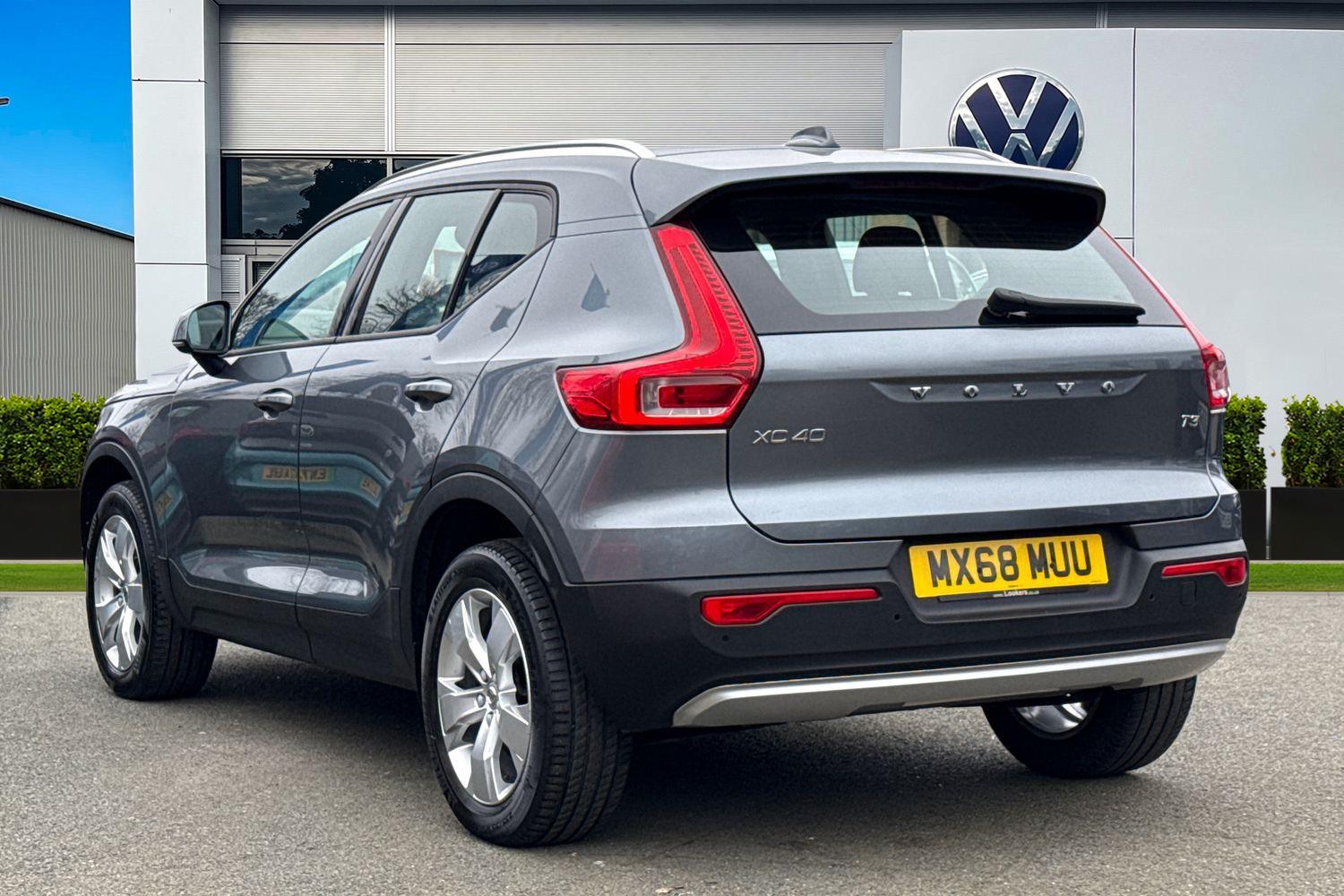 Used Volvo XC40 2018 for sale - 77812656: Photo 2