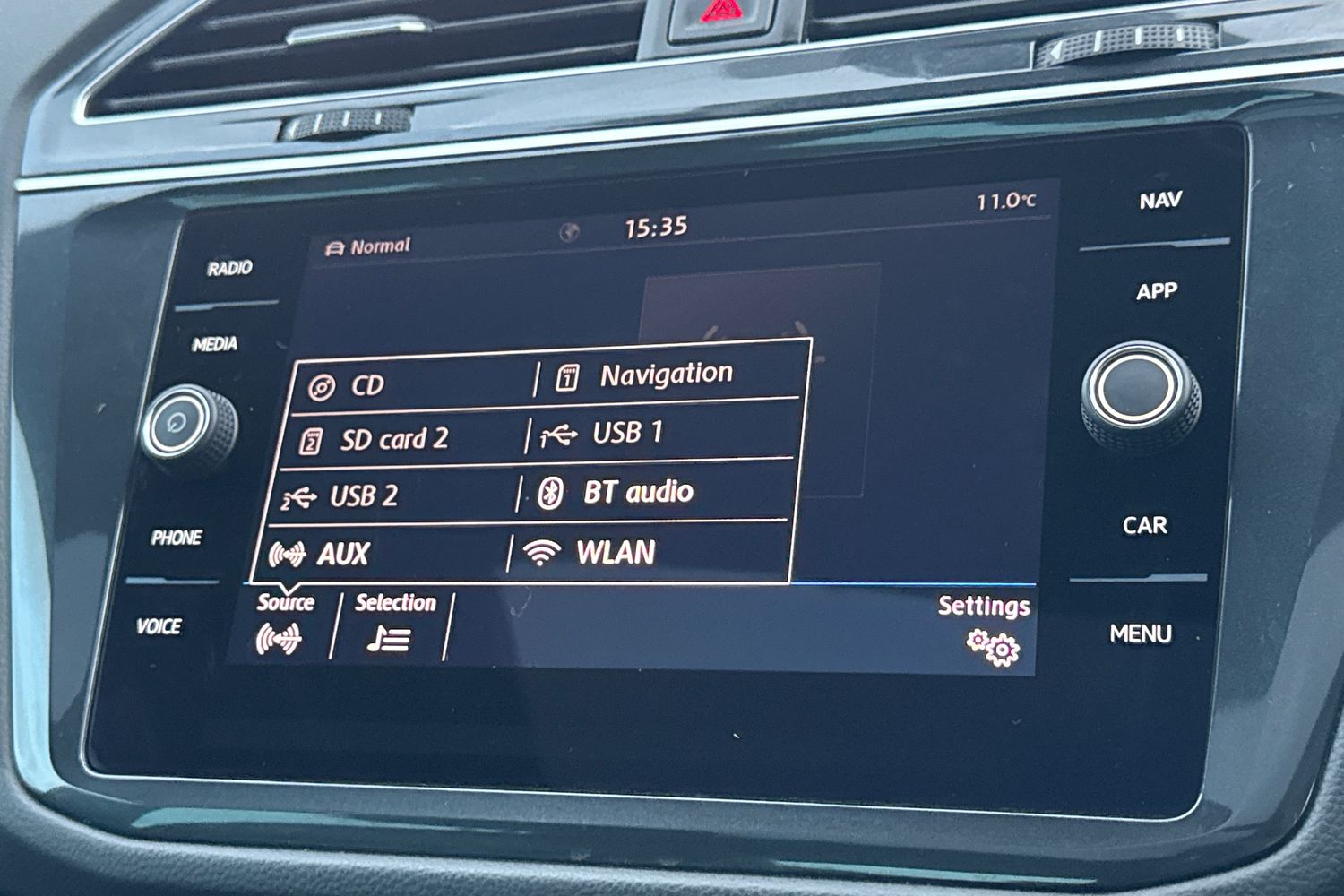 Used Volkswagen Tiguan 2018 for sale - 76902532: Photo 29