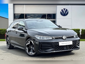 Used Volkswagen Passat 2025 for sale - 78975898: Photo