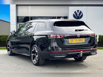 Used Volkswagen Passat 2025 for sale - 78975898: Photo
