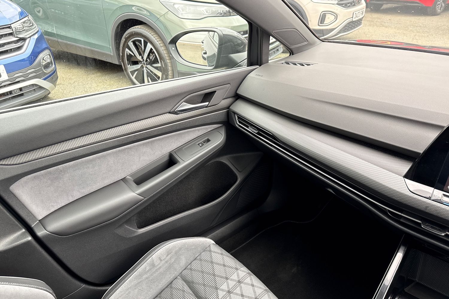 Used Volkswagen Golf 2024 for sale - 77904475: Photo 20