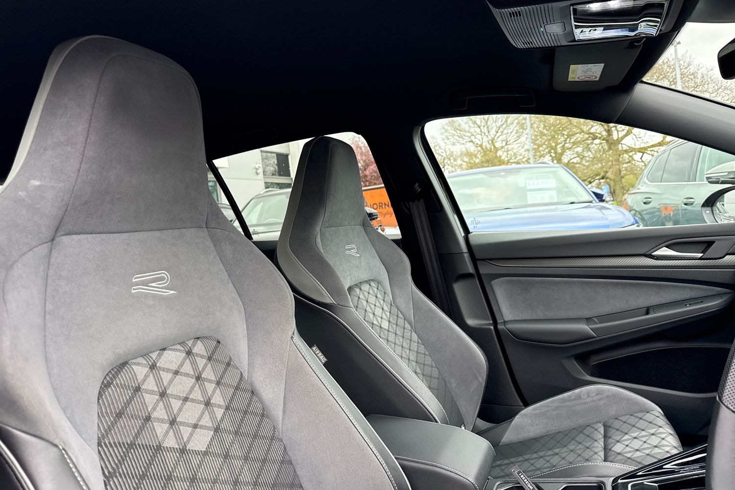 Used Volkswagen Golf 2024 for sale - 77904475: Photo 24