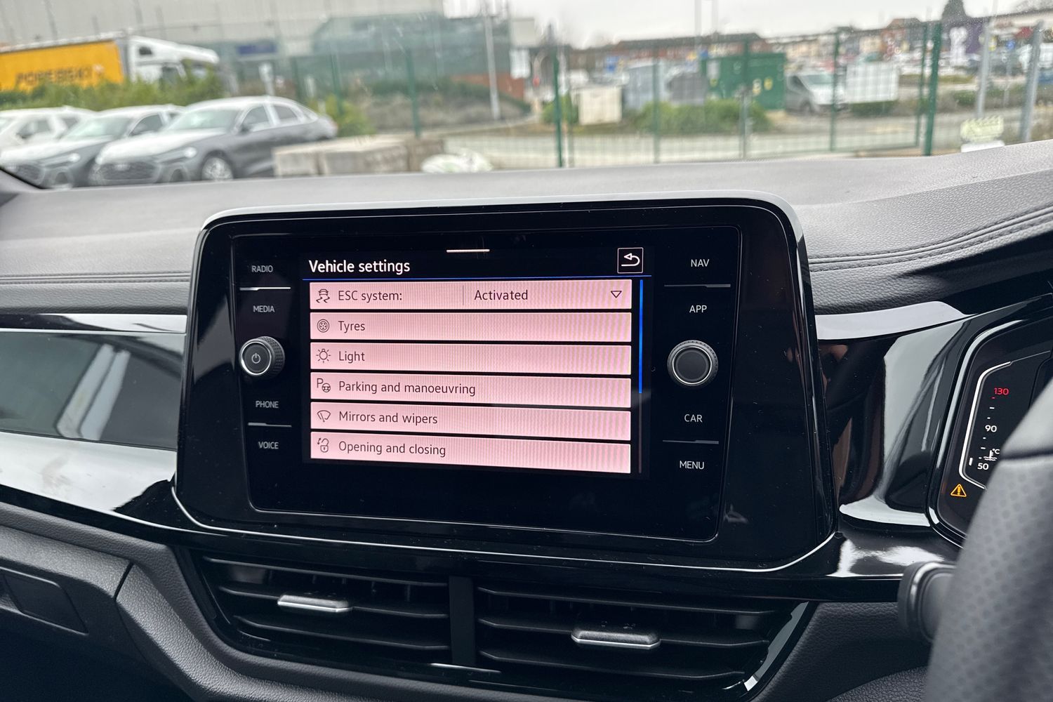 Used Volkswagen T-Roc 2026 for sale - 78043459: Photo 47