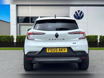 Used Renault Captur 2025 for sale - 78962443: Photo