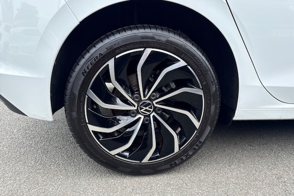 Used Volkswagen Golf 2023 for sale - 75510926: Photo 10