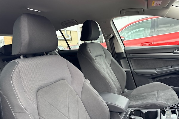 Used Volkswagen Golf 2023 for sale - 75510926: Photo 23