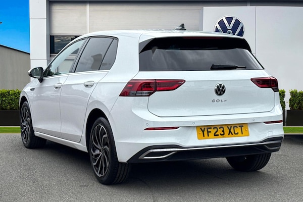 Used Volkswagen Golf 2023 for sale - 75510926: Photo 2