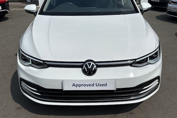 Used Volkswagen Golf 2023 for sale - 75510926: Photo 41