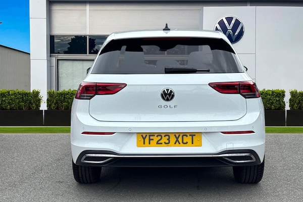 Used Volkswagen Golf 2023 for sale - 75510926: Photo 4