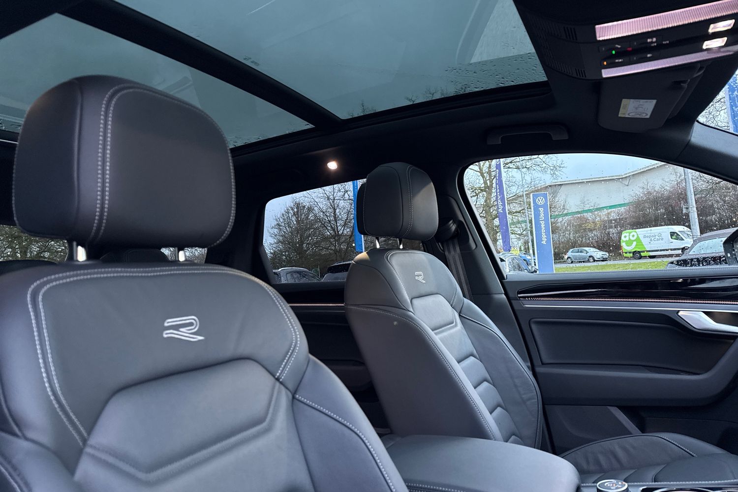 Used Volkswagen Touareg 2025 for sale - 77337238: Photo 24