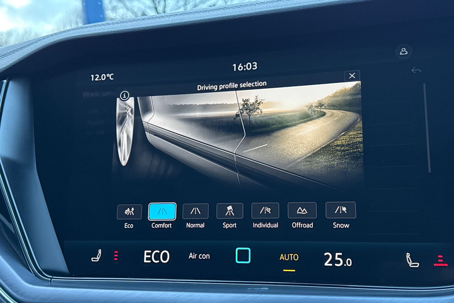 Used Volkswagen Touareg 2025 for sale - 77337238: Photo 35