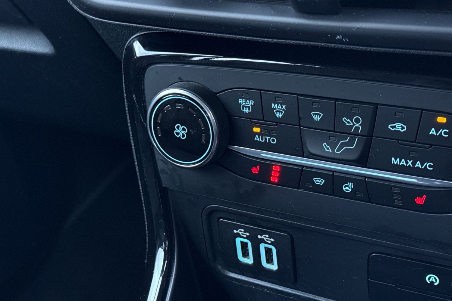 Used Ford Ecosport 2018 for sale - 77401814: Photo 30