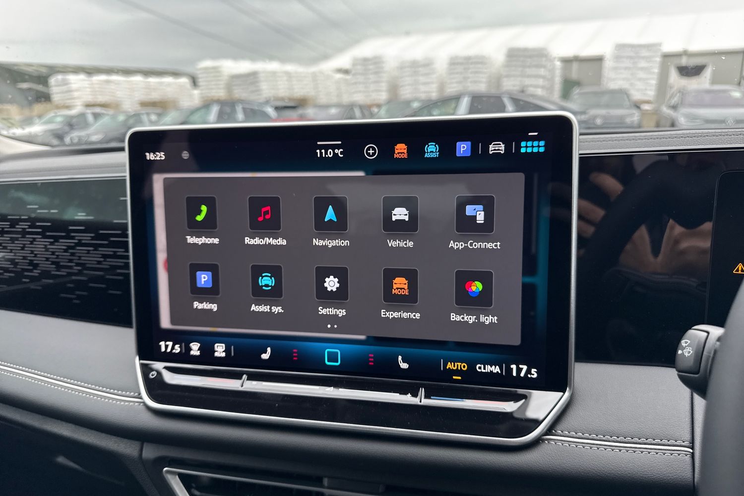 Used Volkswagen Tiguan 2025 for sale - 76385422: Photo 40