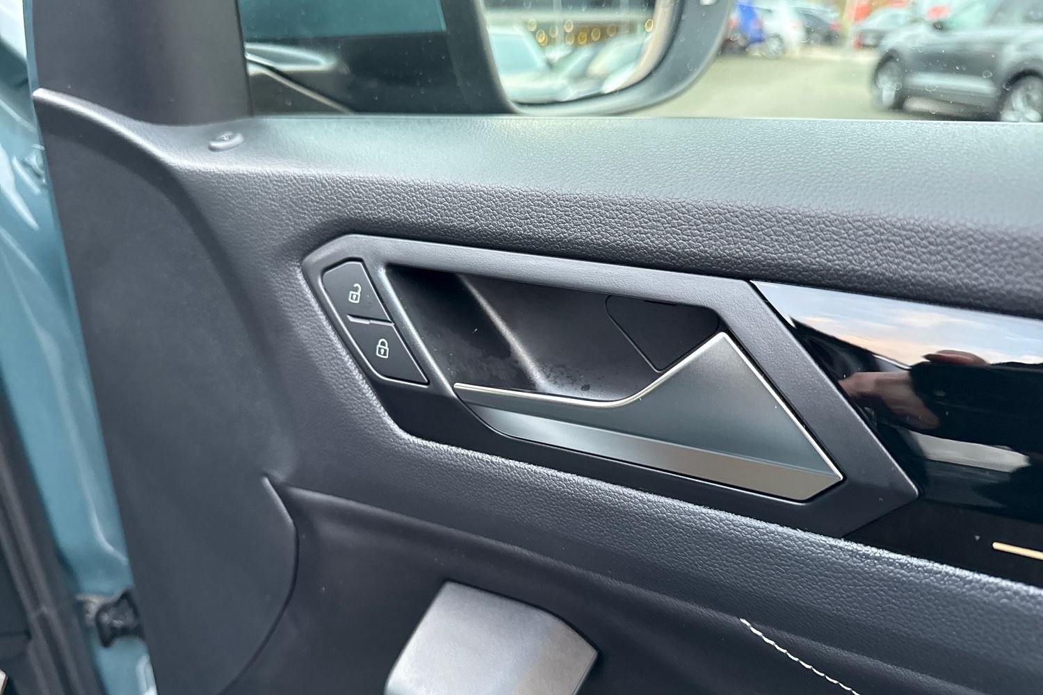 Used Volkswagen T-Roc 2023 for sale - 76469264: Photo 21