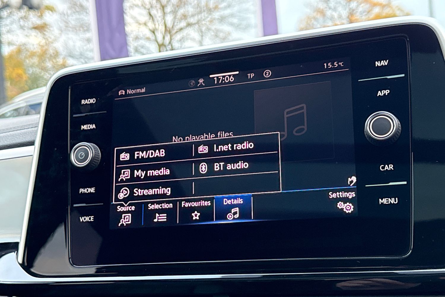 Used Volkswagen T-Roc 2023 for sale - 76469264: Photo 29