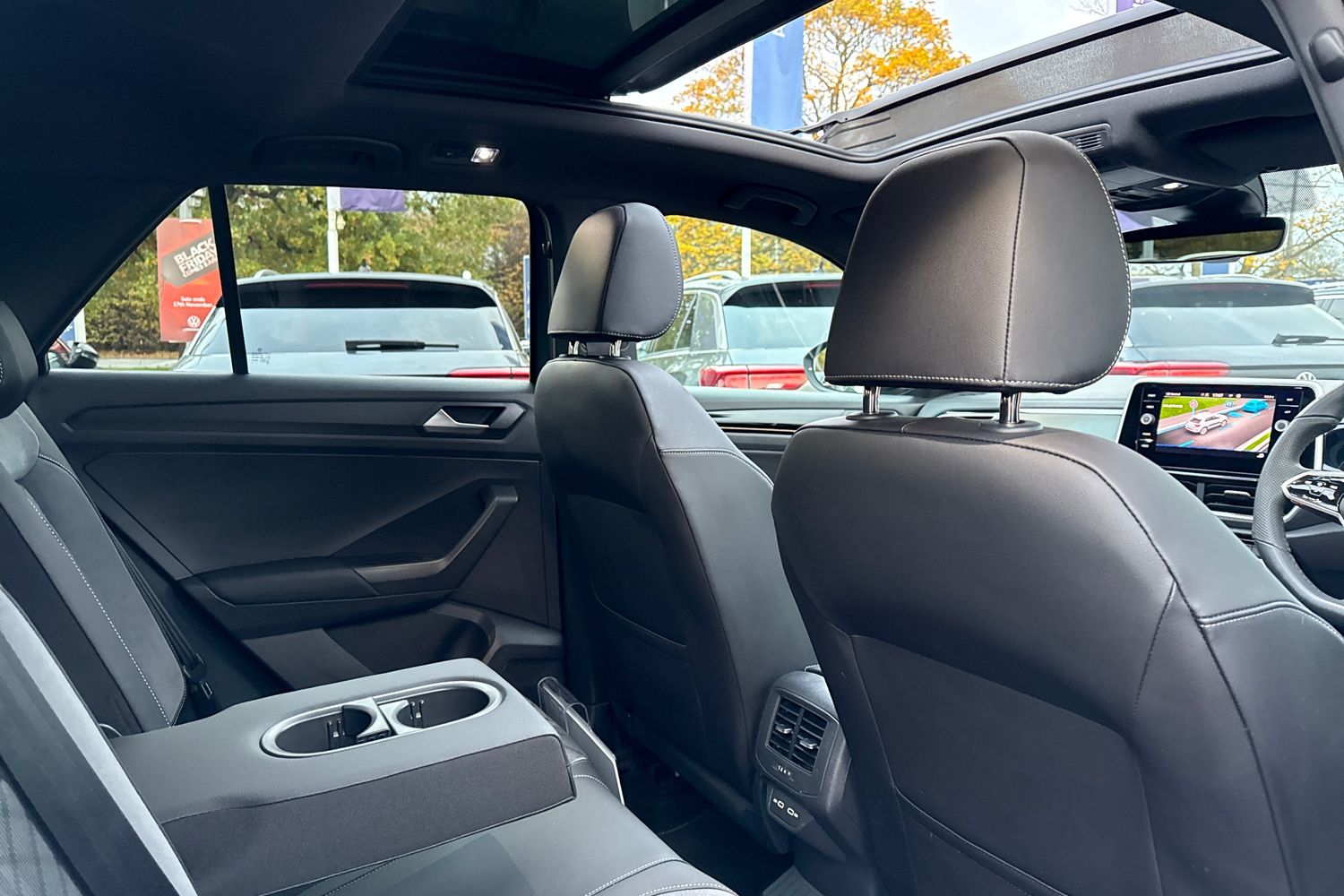 Used Volkswagen T-Roc 2023 for sale - 76469264: Photo 37