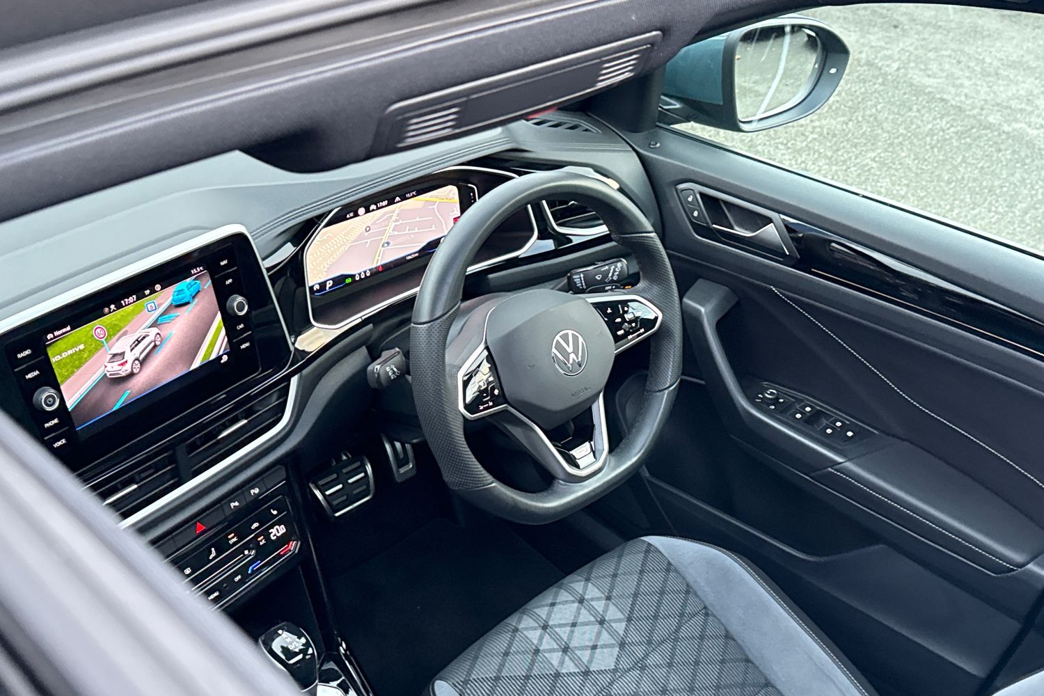 Used Volkswagen T-Roc 2023 for sale - 76469264: Photo 41