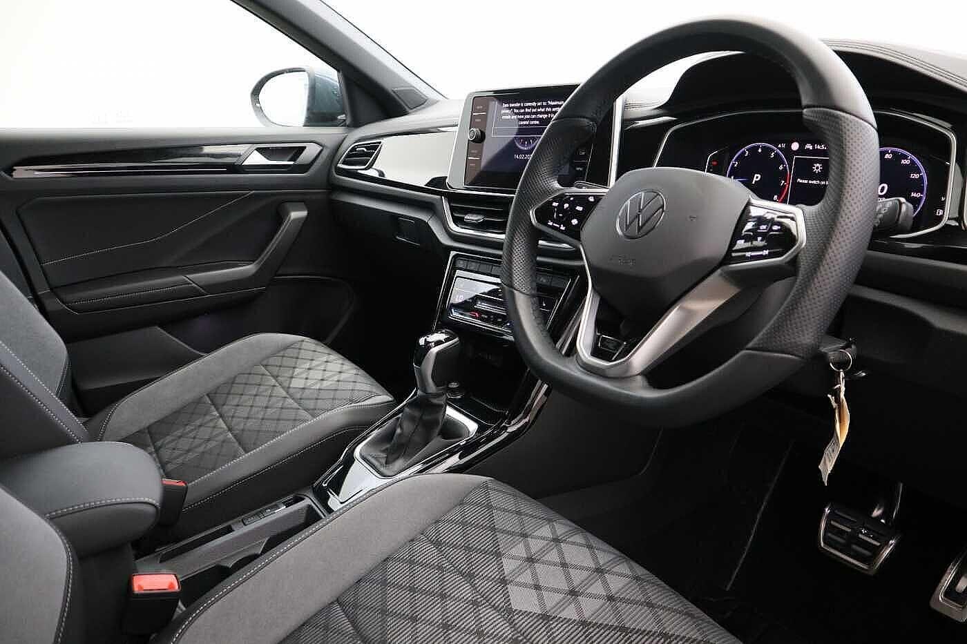 Used Volkswagen T-Roc 2023 for sale - 76469264: Photo 6