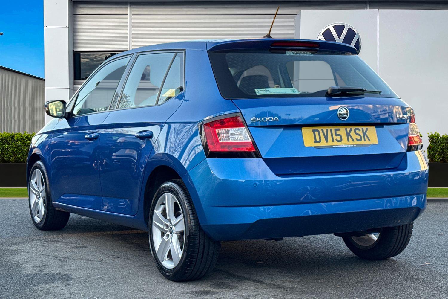 Used Skoda Fabia 2015 for sale - 76705484: Photo 2