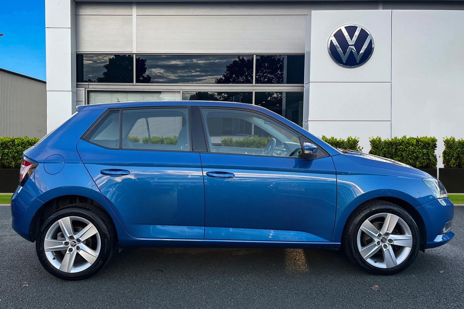 Used Skoda Fabia 2015 for sale - 76705484: Photo 3