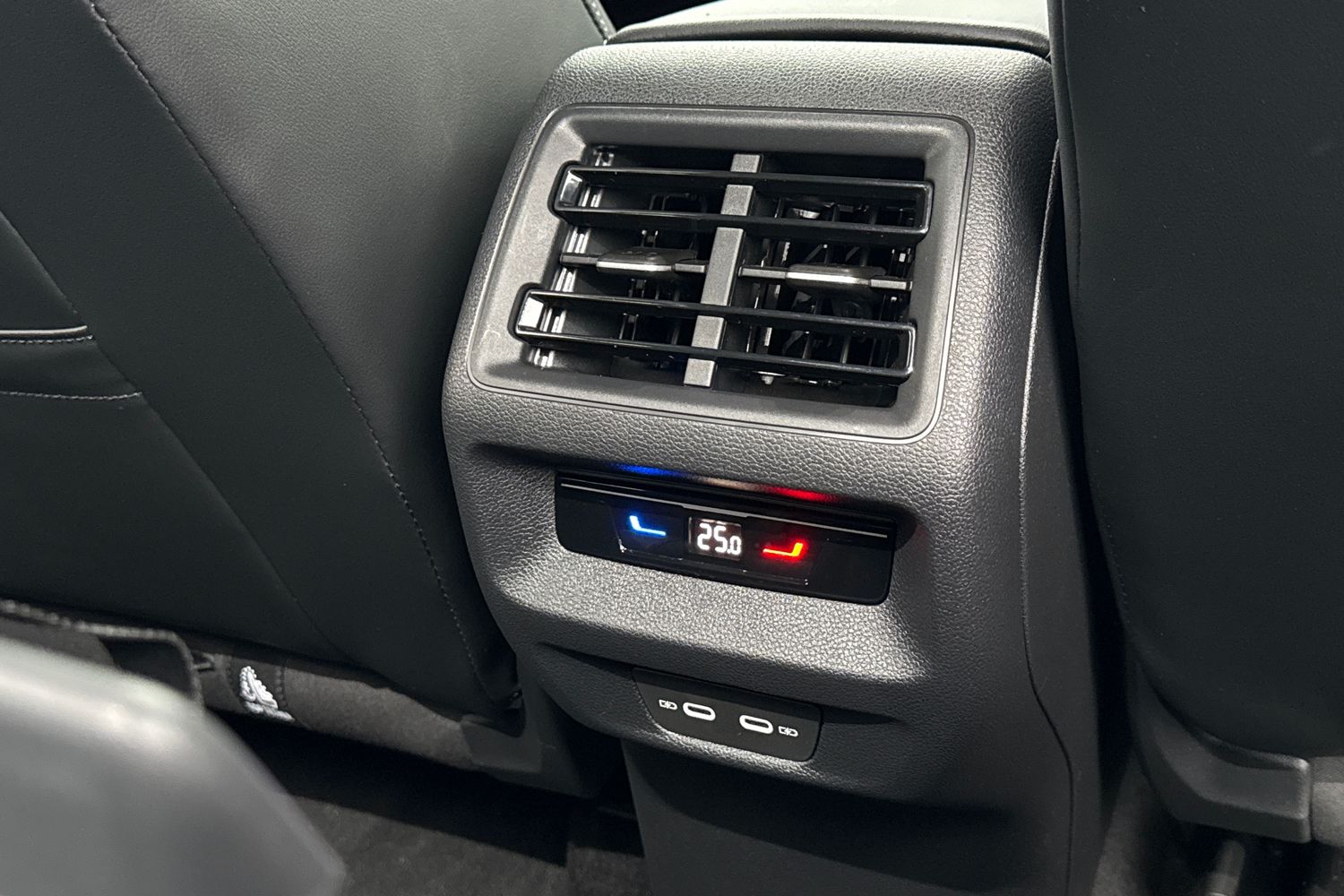 Used Volkswagen Tiguan 2024 for sale - 77805143: Photo 41