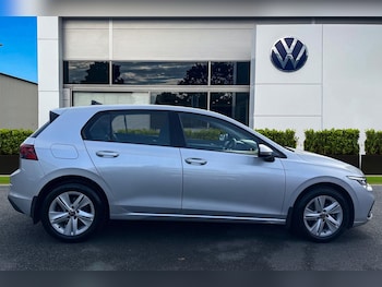 Used Volkswagen Golf 2021 for sale - 76453601: Photo