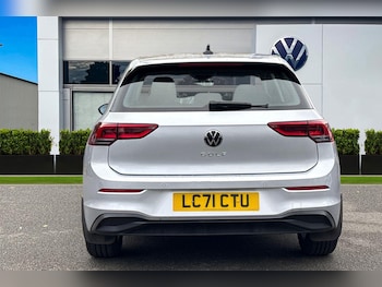 Used Volkswagen Golf 2021 for sale - 76453601: Photo