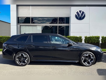 Used Volkswagen Passat 2025 for sale - 78122418: Photo
