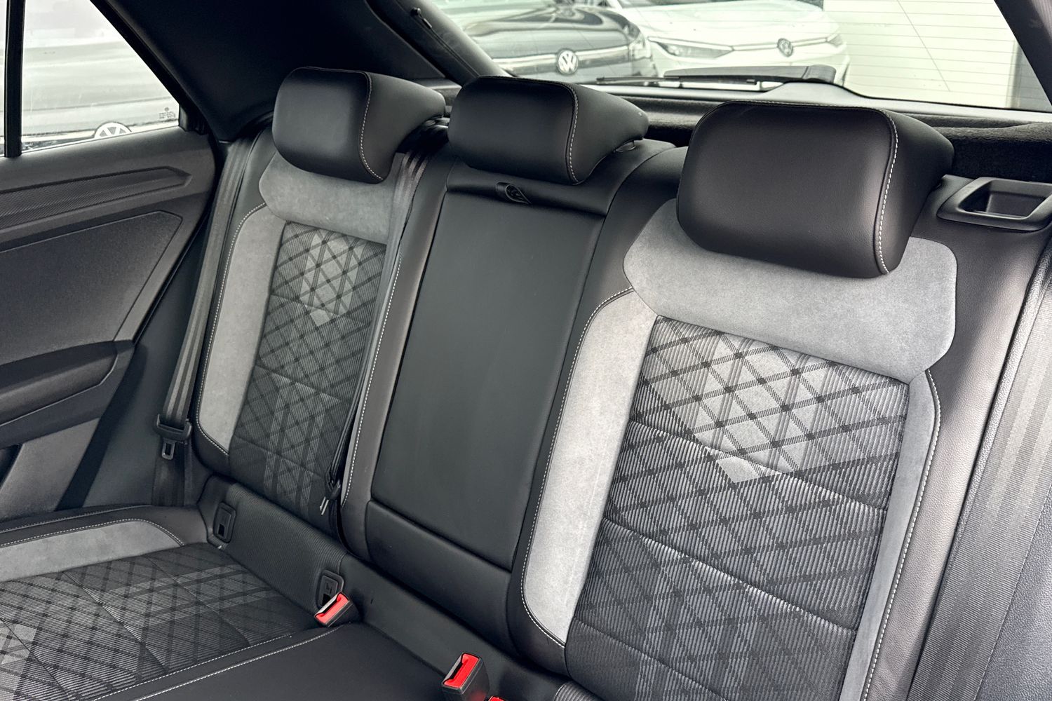 Used Volkswagen T-Roc 2025 for sale - 77728795: Photo 14