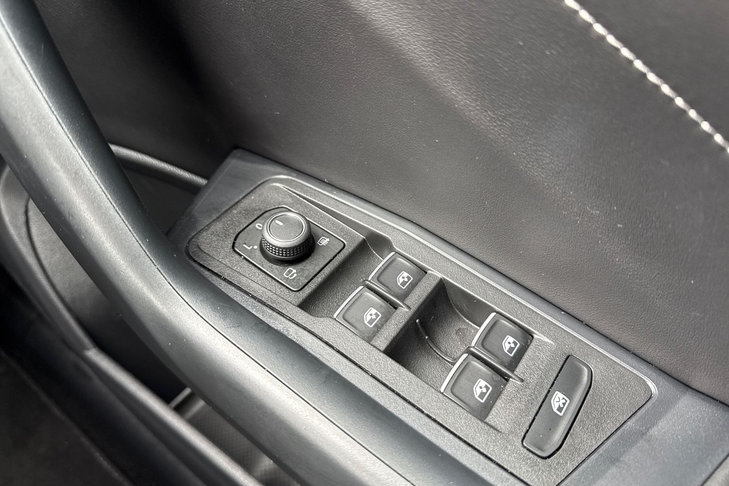 Used Volkswagen T-Roc 2025 for sale - 77728795: Photo 25