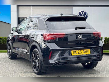 Used Volkswagen T-Roc 2025 for sale - 77728795: Photo