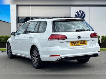Used Volkswagen Golf 2018 for sale - 78551904: Photo