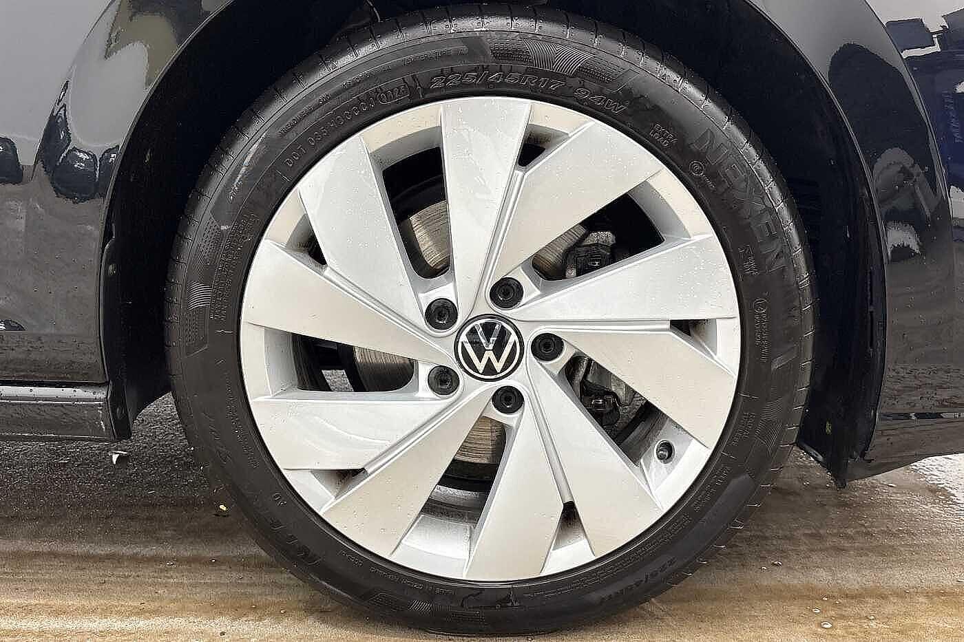 Used Volkswagen Golf 2025 for sale - 77879115: Photo 6