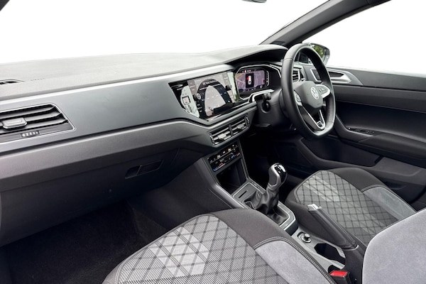 Used Volkswagen Polo 2024 for sale - 76194193: Photo 15