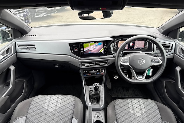 Used Volkswagen Polo 2024 for sale - 76194193: Photo 38