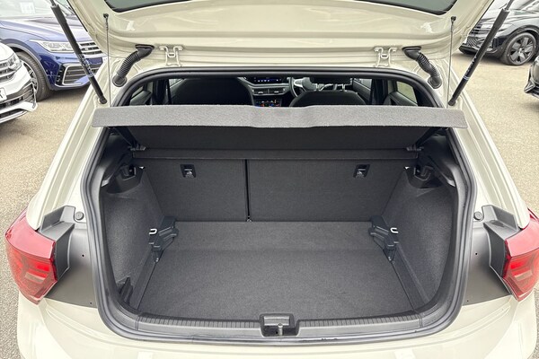 Used Volkswagen Polo 2024 for sale - 76194193: Photo 7