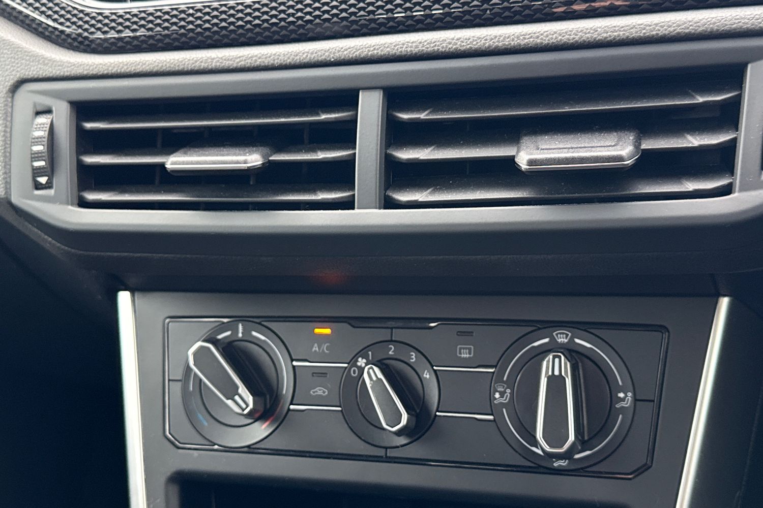 Used Volkswagen Polo 2023 for sale - 77262537: Photo 22