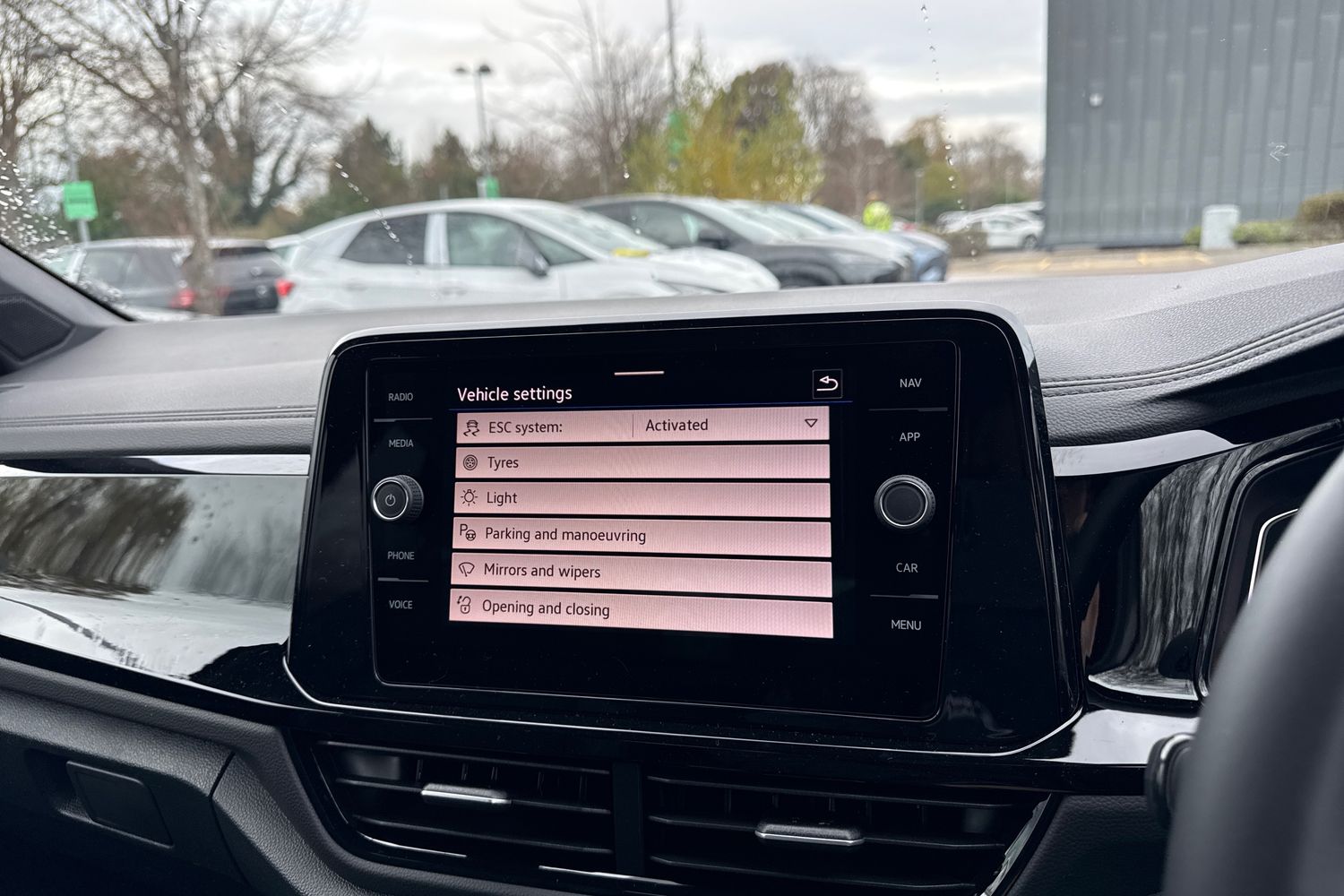 Used Volkswagen T-Roc 2025 for sale - 76805274: Photo 47