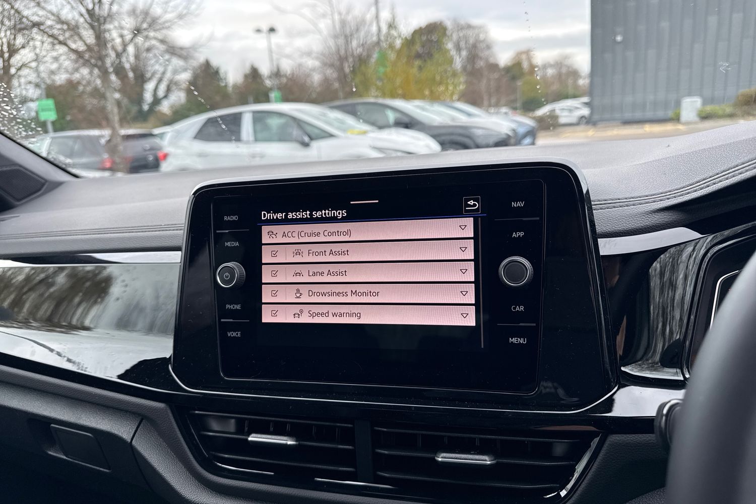 Used Volkswagen T-Roc 2025 for sale - 76805274: Photo 49