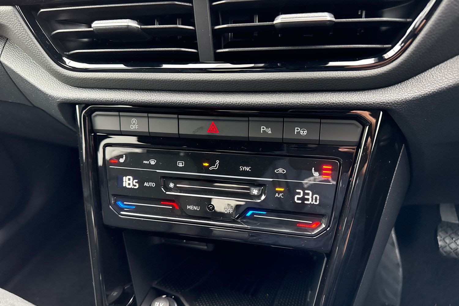 Used Volkswagen T-Roc 2025 for sale - 76805274: Photo 52