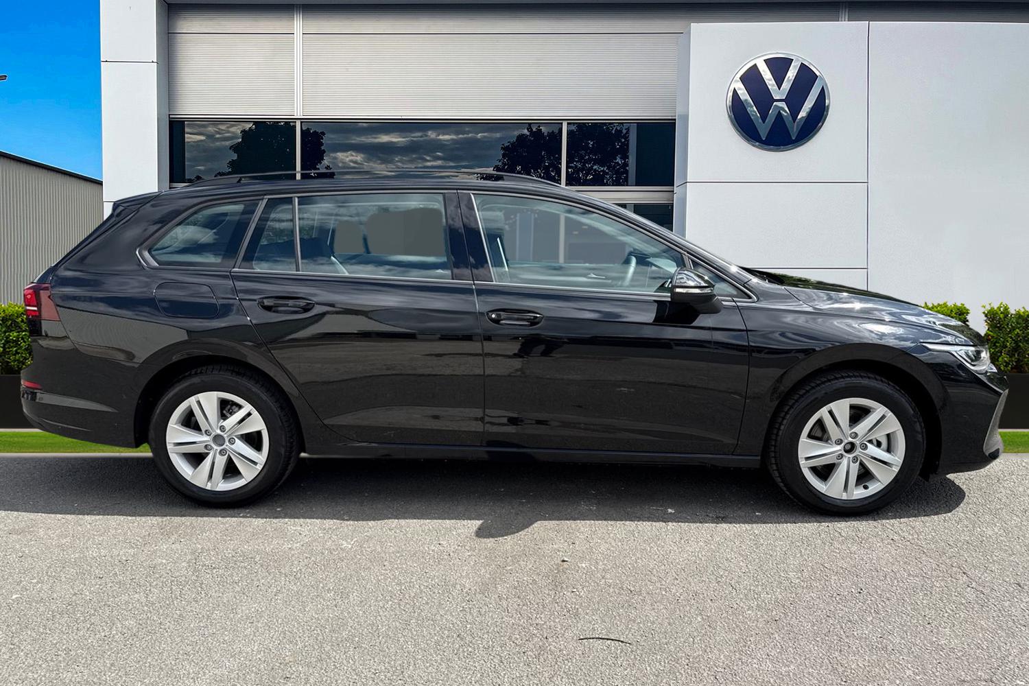 Used Volkswagen Golf 2025 for sale - 76488350: Photo 3