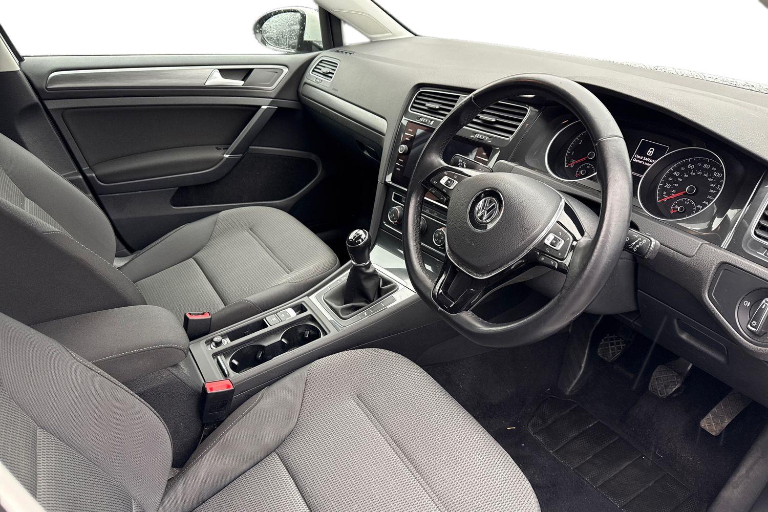 Used Volkswagen Golf 2018 for sale - 76827893: Photo 14