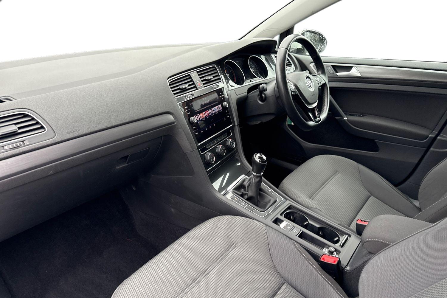 Used Volkswagen Golf 2018 for sale - 76827893: Photo 15