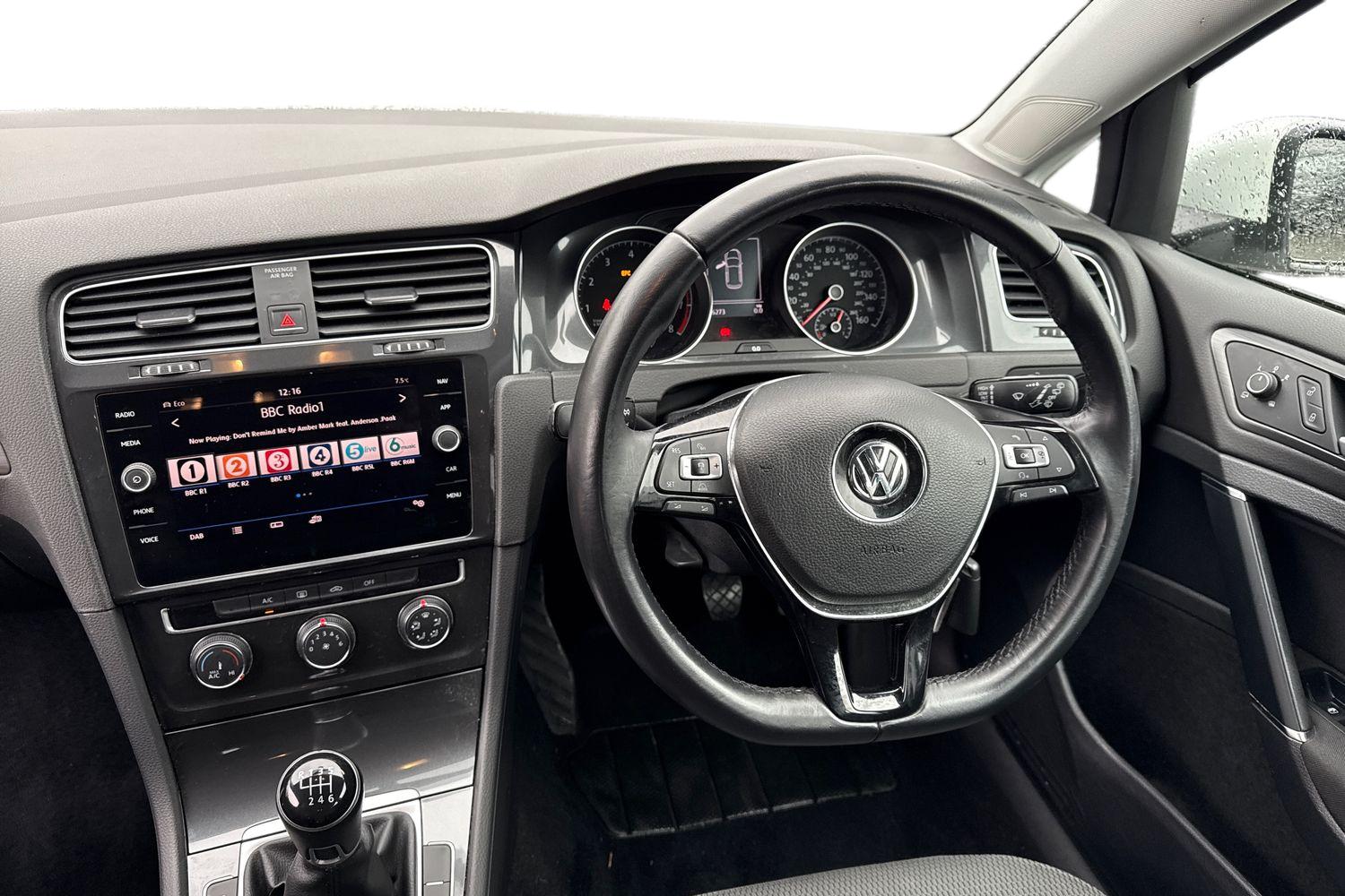 Used Volkswagen Golf 2018 for sale - 76827893: Photo 18