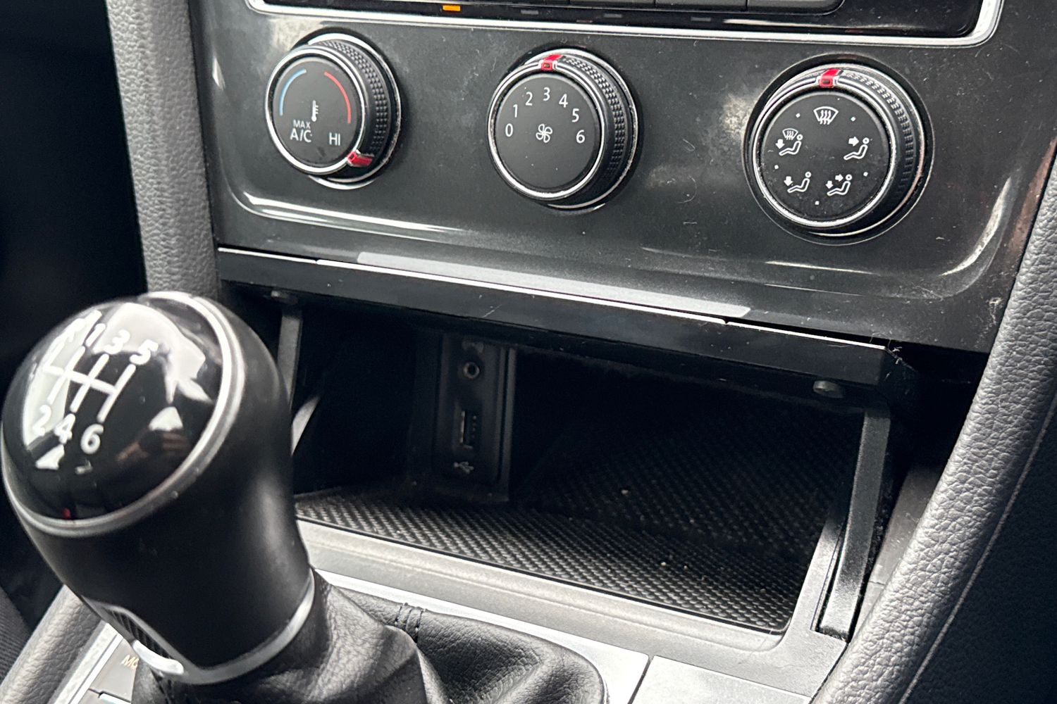 Used Volkswagen Golf 2018 for sale - 76827893: Photo 34